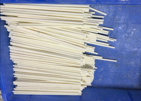 Alumine industrielle Rod en céramique Corrossion de précision résistant pour la fabrication de fonte